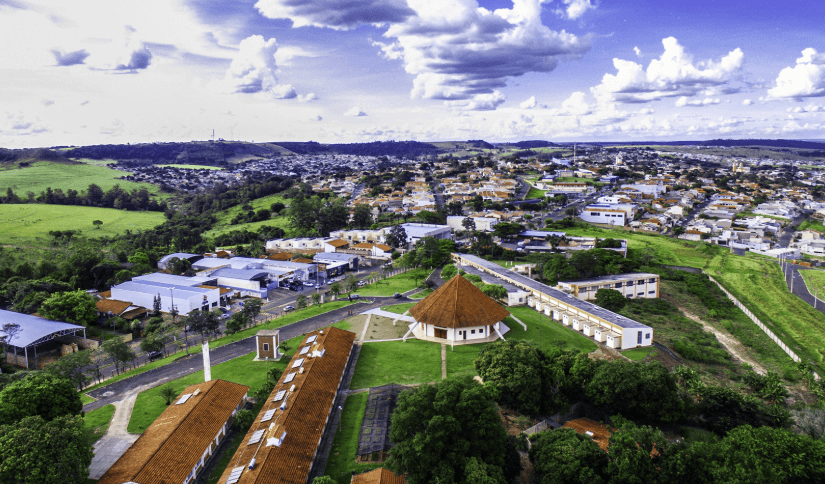 Jacarezinho: Berço do Desenvolvimento no Norte Pioneiro