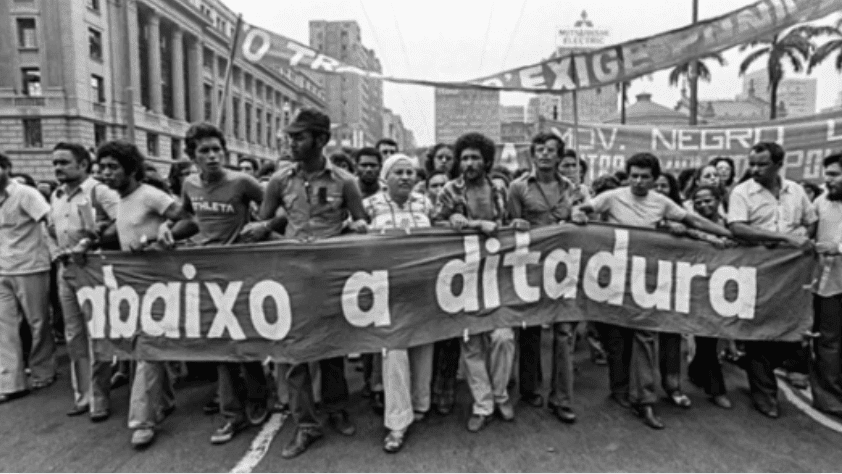 Redemocratização: O papel do Paraná na reconstrução do país